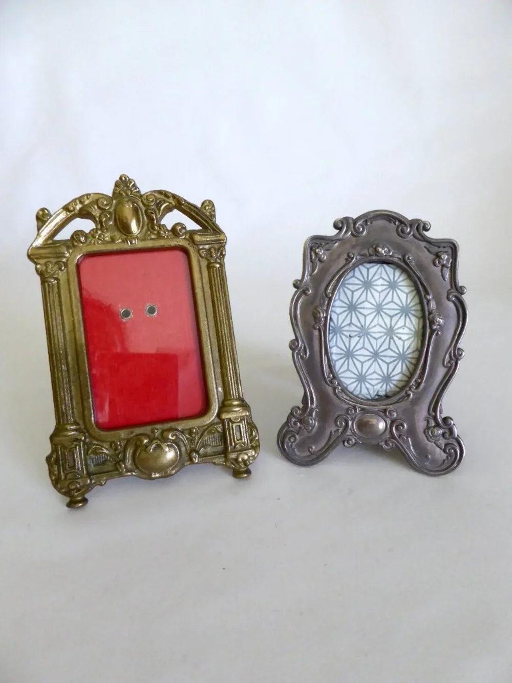 VINTAGE ANTIQUE SMALL PEWTER BRASS METAL DECORATIVE FRAMES VICTORIAN